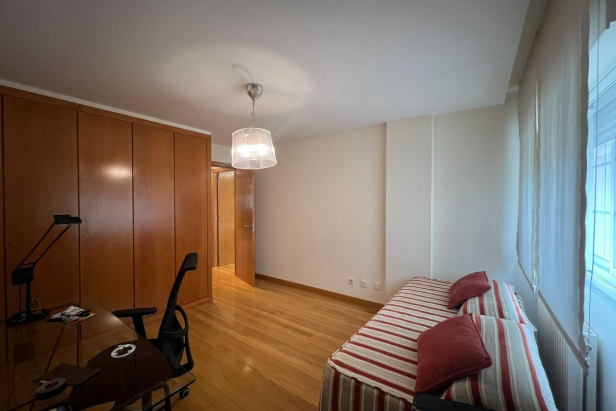 Sale of apartment in Calle Bofordo, Burgos
photo 5