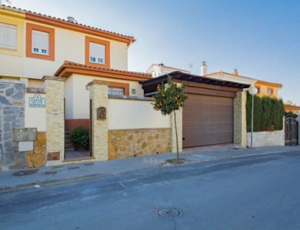 Detached villa for sale in , Peligros photo 4
