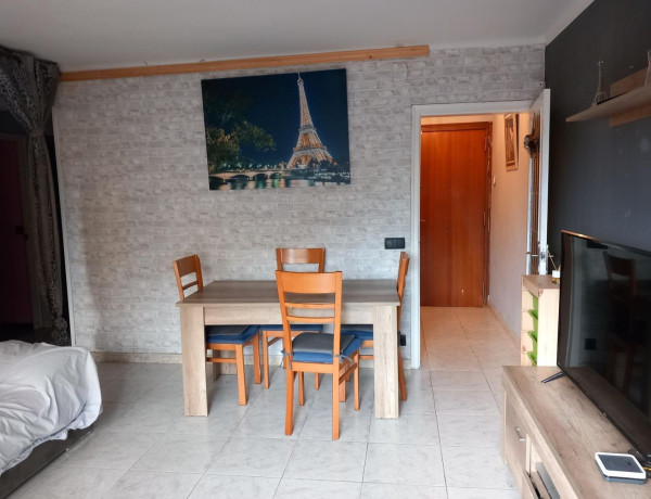 Piso en venta en Cerdanyola , Mataró thumbnail 1