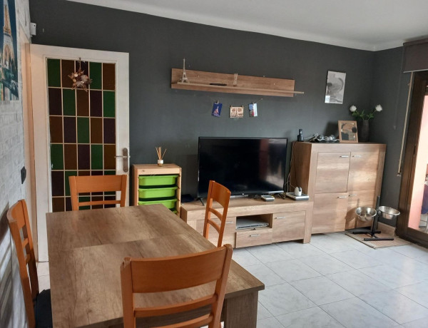 Piso en venta en  Cerdanyola , Mataró photo 4
