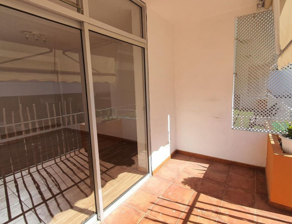 Apartment for sale in  Calle Isla Gran Canaria, Puerto de la Cruz photo 2