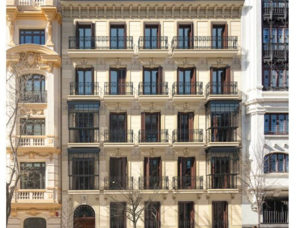 Apartment for sale in Calle Santa Engracia , 3, Madrid thumbnail 2