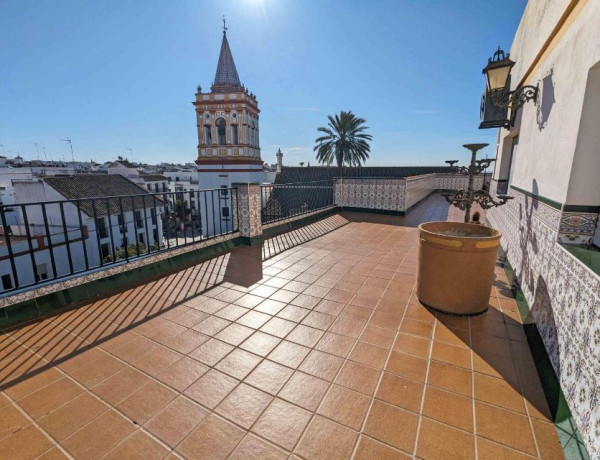 Ático en venta en , Sanlúcar la Mayor photo 1