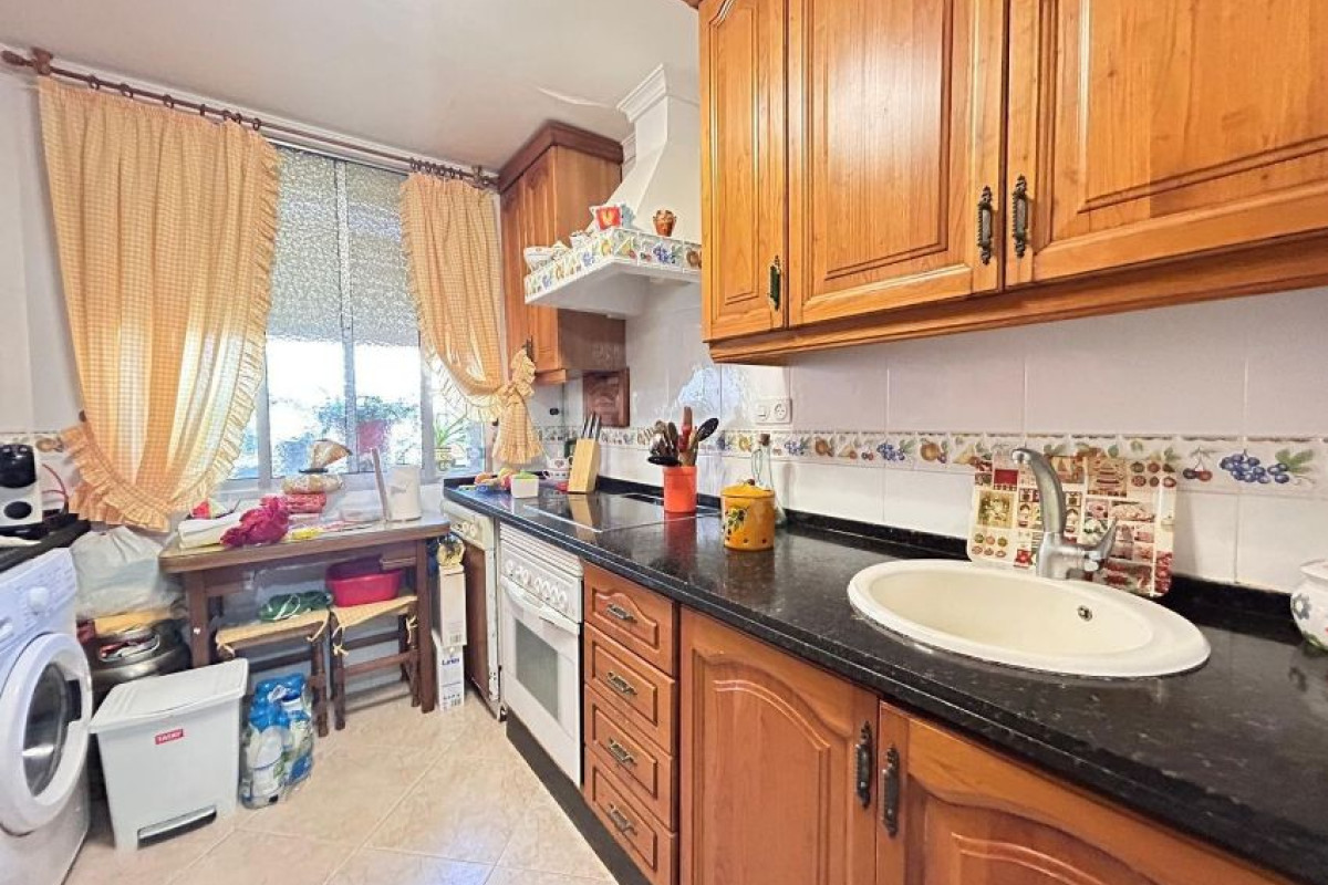 Sale of apartment in Santiago - Coronation, Jerez de la Frontera
photo 1