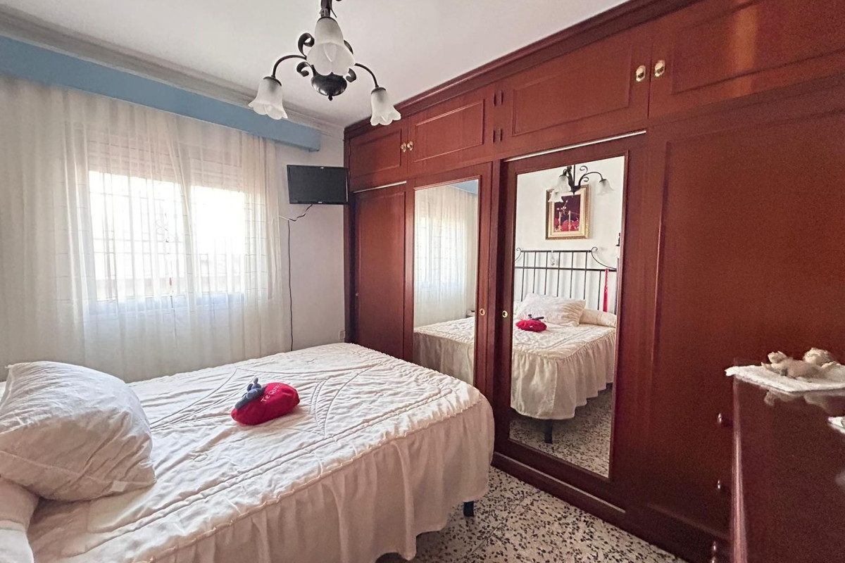 Sale of apartment in Santiago - Coronation, Jerez de la Frontera
photo 4