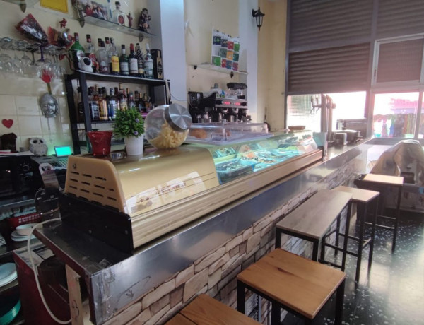 Local en venta en calle d'Andorra photo 1