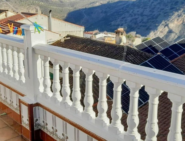 Chalet independiente en venta en , Colomera photo 1