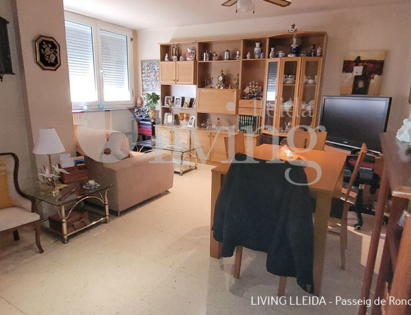 Piso en venta en  Calle Pintor Morera i Galícia, 25006 Lérida, Lleida photo 3