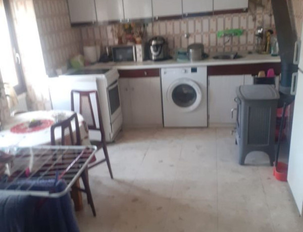 Apartment for sale in , Medina de Pomar photo 1