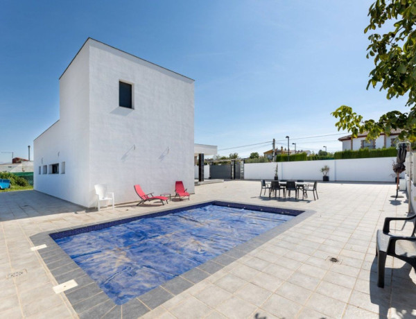 Chalet independiente en venta en , Cullar-Vega thumbnail 1