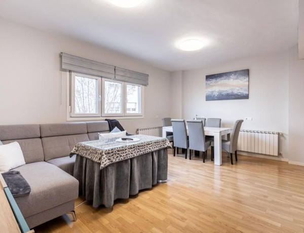 Piso en venta en Calle Bacaque, Alhendin thumbnail 2