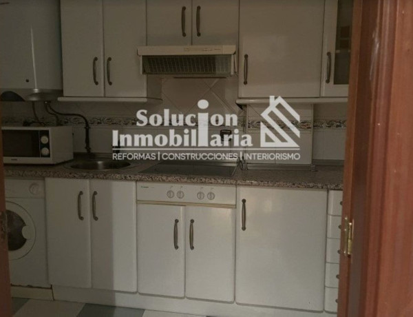 Bajo en alquiler en  Centro , Salamanca photo 3