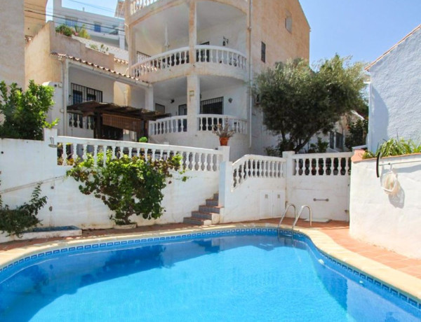 Detached villa for sale in Avenida Chimenea s/n, Nerja thumbnail 2