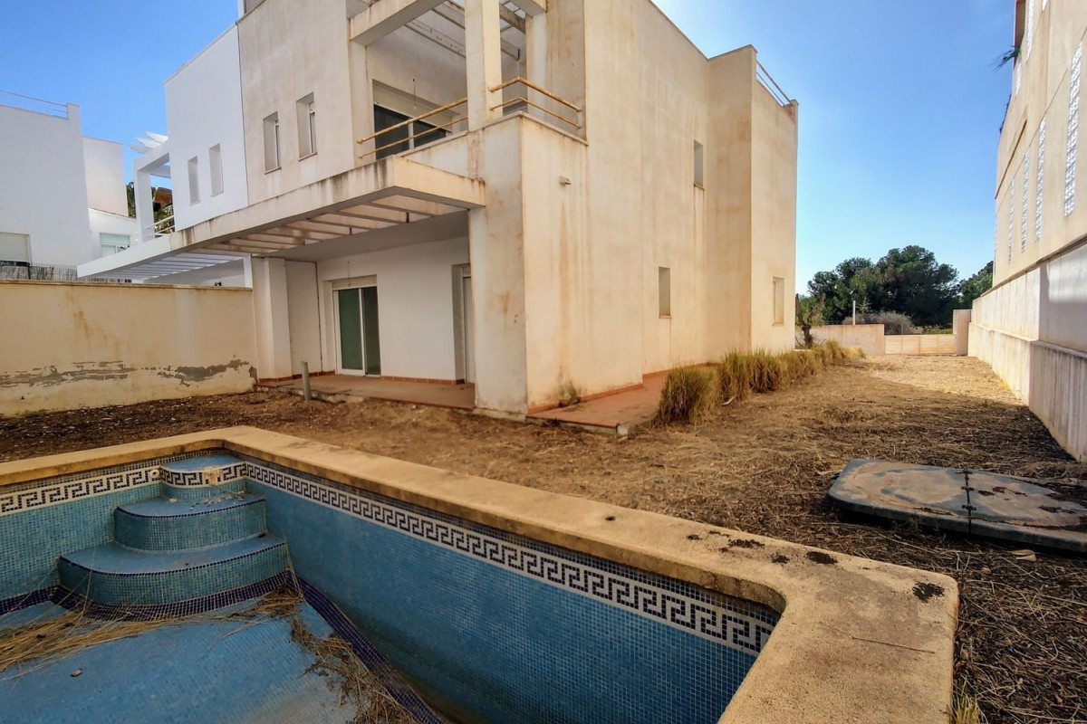 Sale of townhouse in , Bédar photo 4