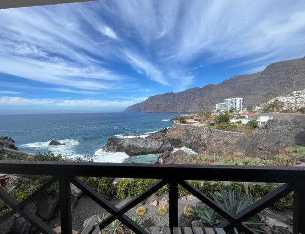 Apartment for rent in Calle la Hondura, 9 , Santiago del Teide photo 1