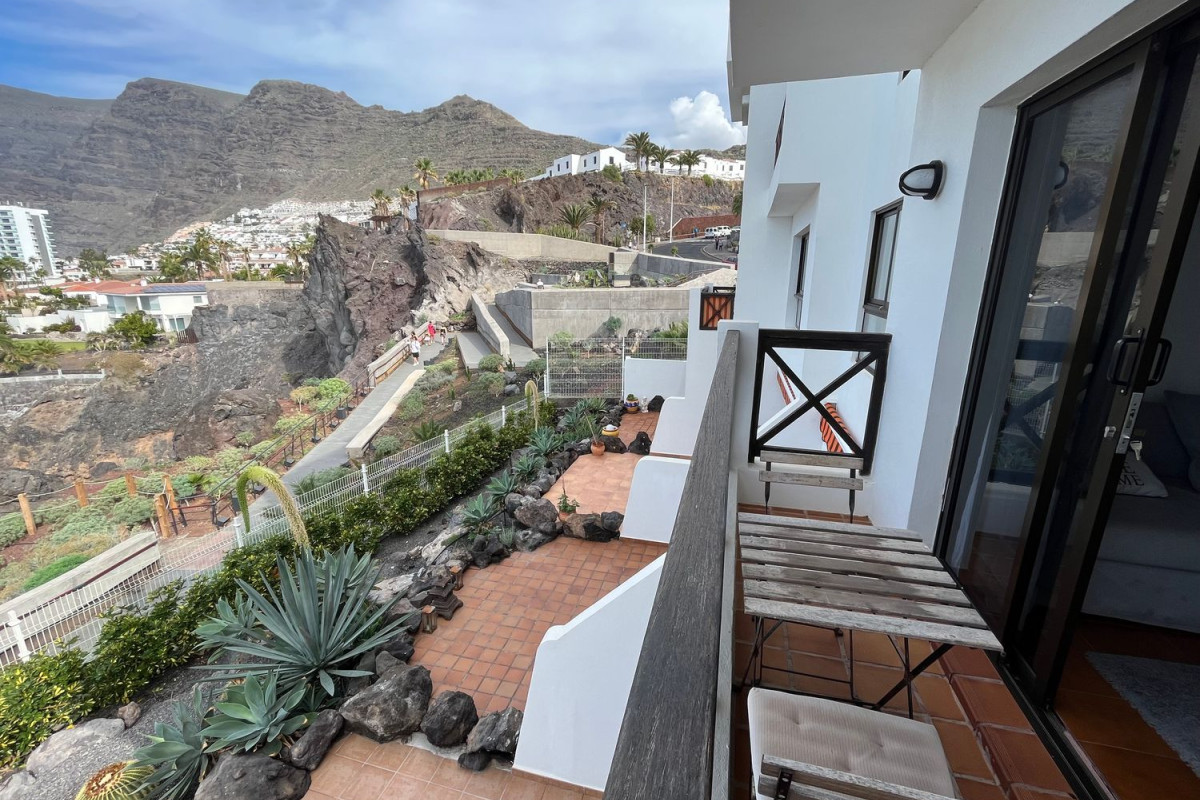 Apartment rental in Calle la Hondura, 9 , Santiago del Teide photo 4