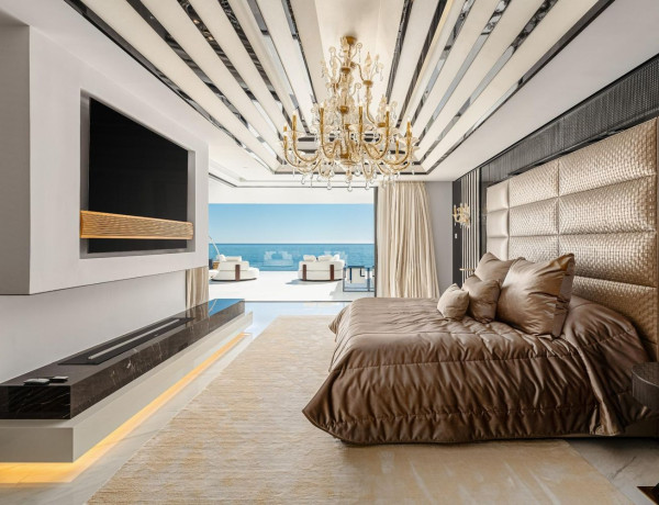 Пентхаус на продажу в  Calle Santa Ana, Estepona photo 2