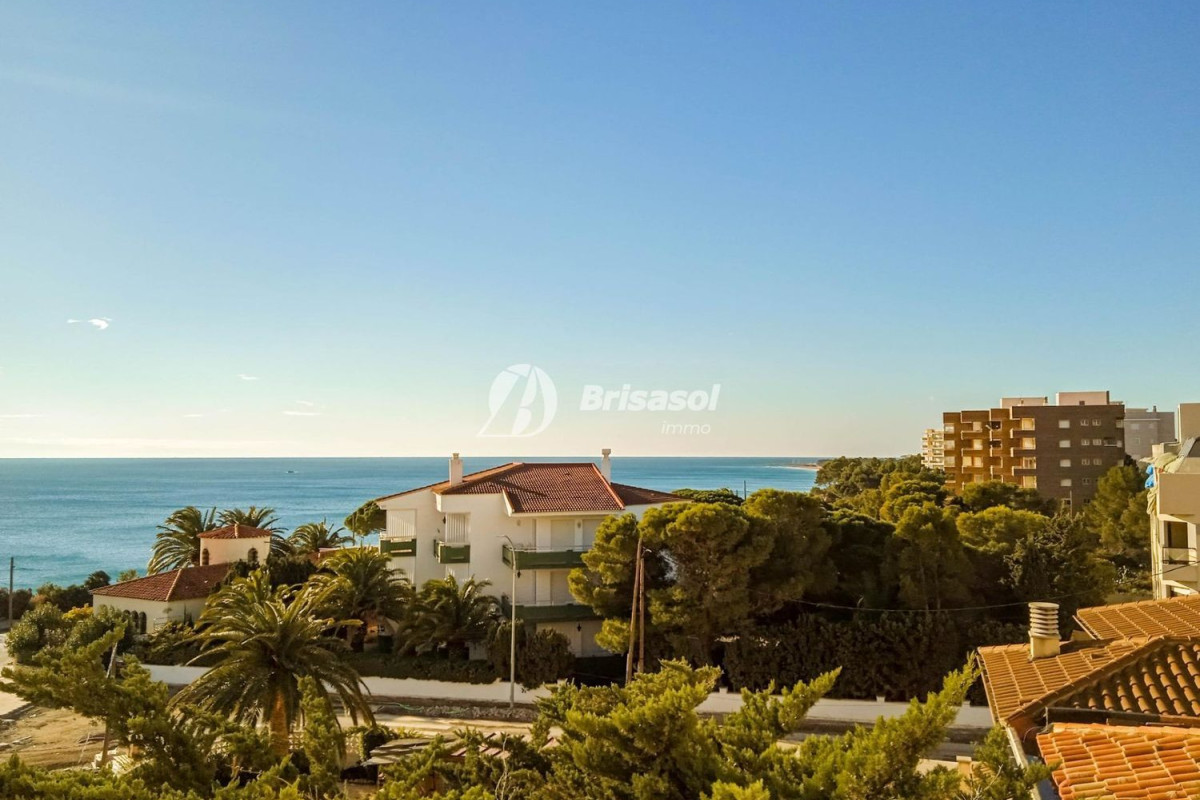 Sprzedaż mieszkania w Avenida Ferrocarril, Mont-Roig del Camp
photo 1