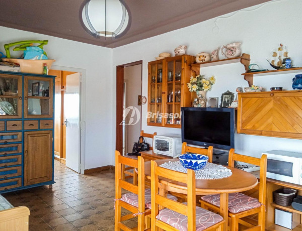 Piso en venta en  Avenida Ferrocarril, Mont-Roig del Camp photo 3