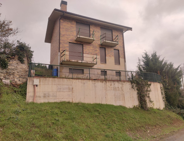 Chalet independiente en venta en , Barrundia thumbnail 1