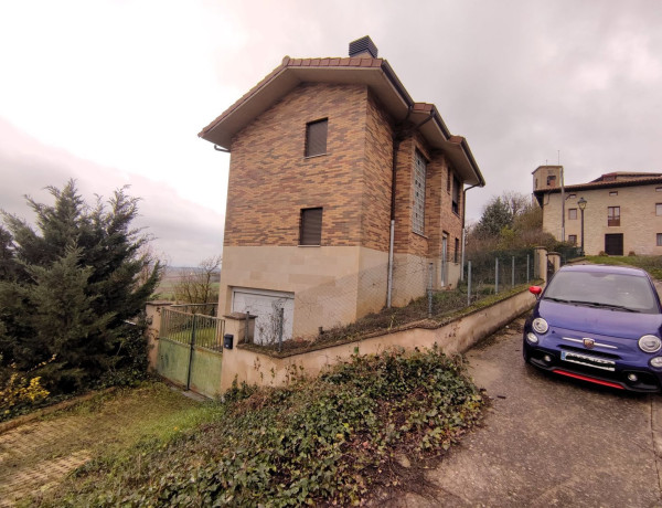 Chalet independiente en venta en , Barrundia thumbnail 2