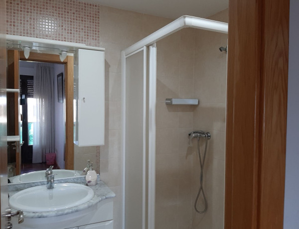 Piso en venta en , Villaquilambre photo 3