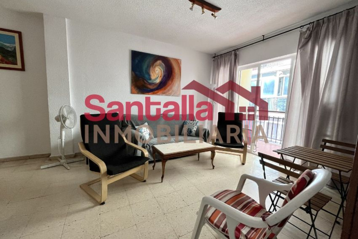 Venta de piso en Avenida Costa Del Sol, Almuñécar
photo 1