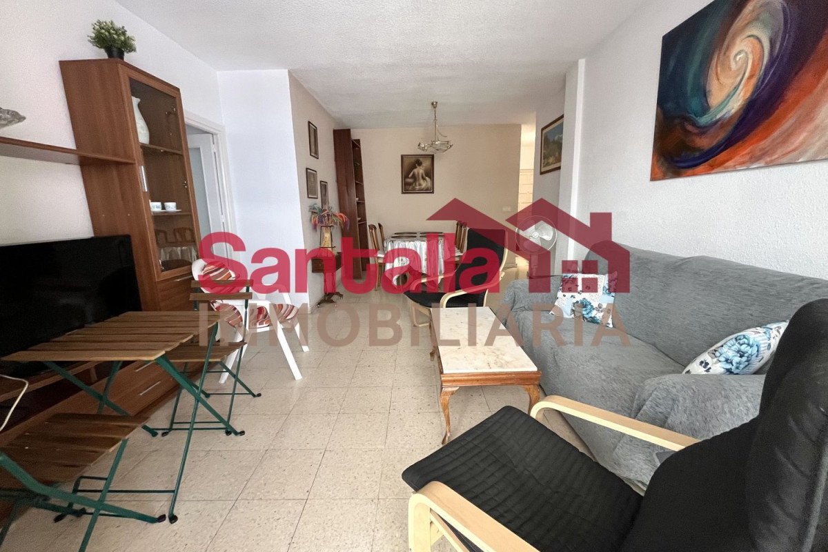 Venta de piso en Avenida Costa Del Sol, Almuñécar
photo 3