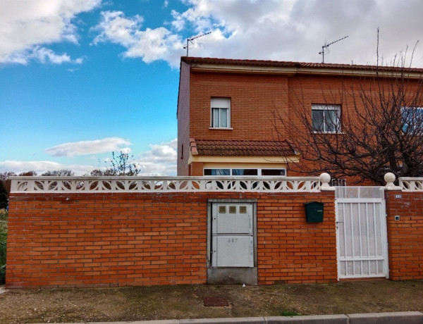Коттедж на продажу в , Villanueva de la Torre photo 4
