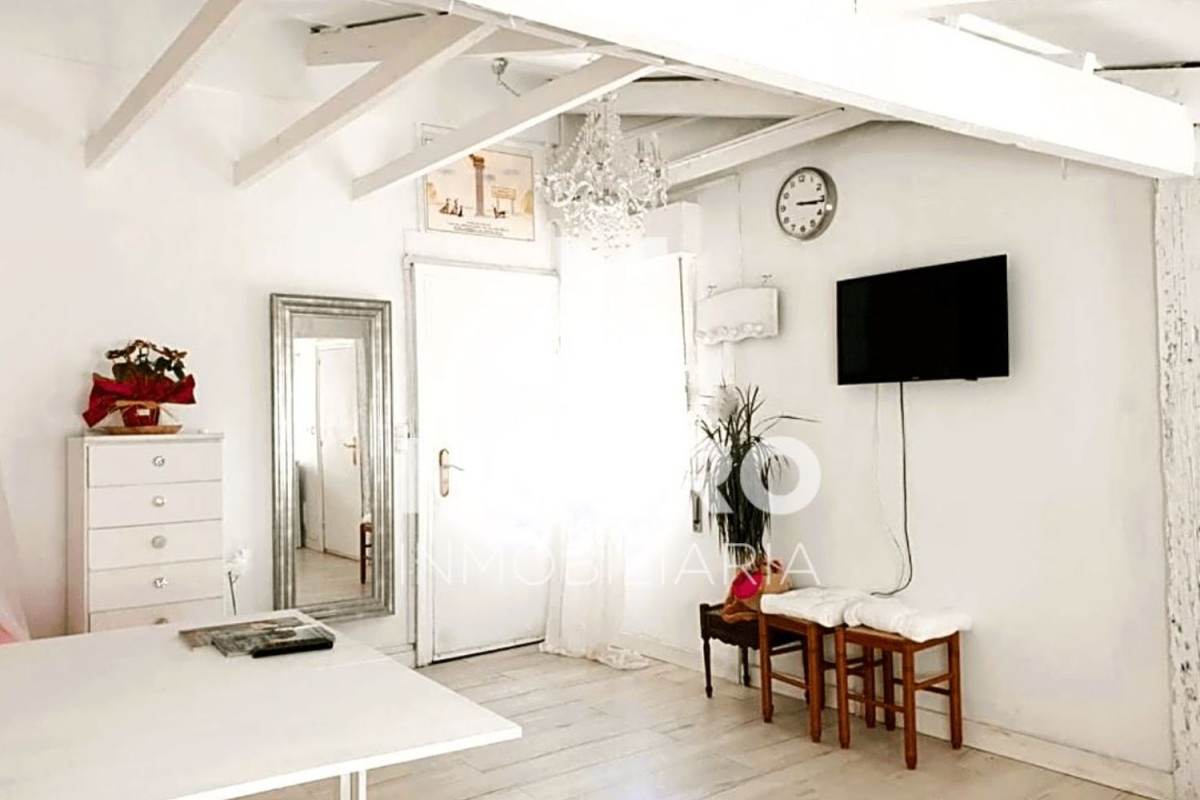Продажа студии в Calle Cardenal Cisneros, Сантандер photo 3