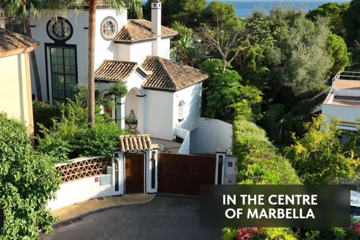 Venta de chalet independiente en Elviria-Cabopino, Marbella
photo 1