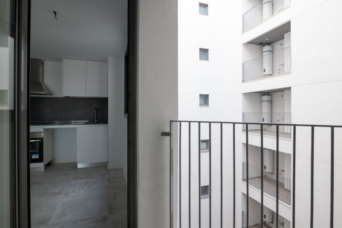 Venta de piso en Calle de la Vila Joiosa, Castellón de la Plana / Castello de la Plana
photo 5
