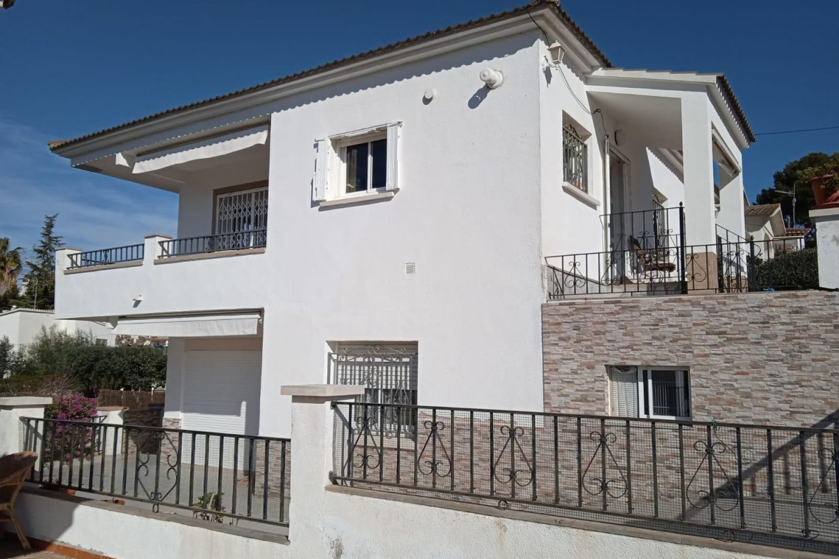 Casa o chalet independiente en venta en calle Cibada, La Pobla de Montornès
 photo 4