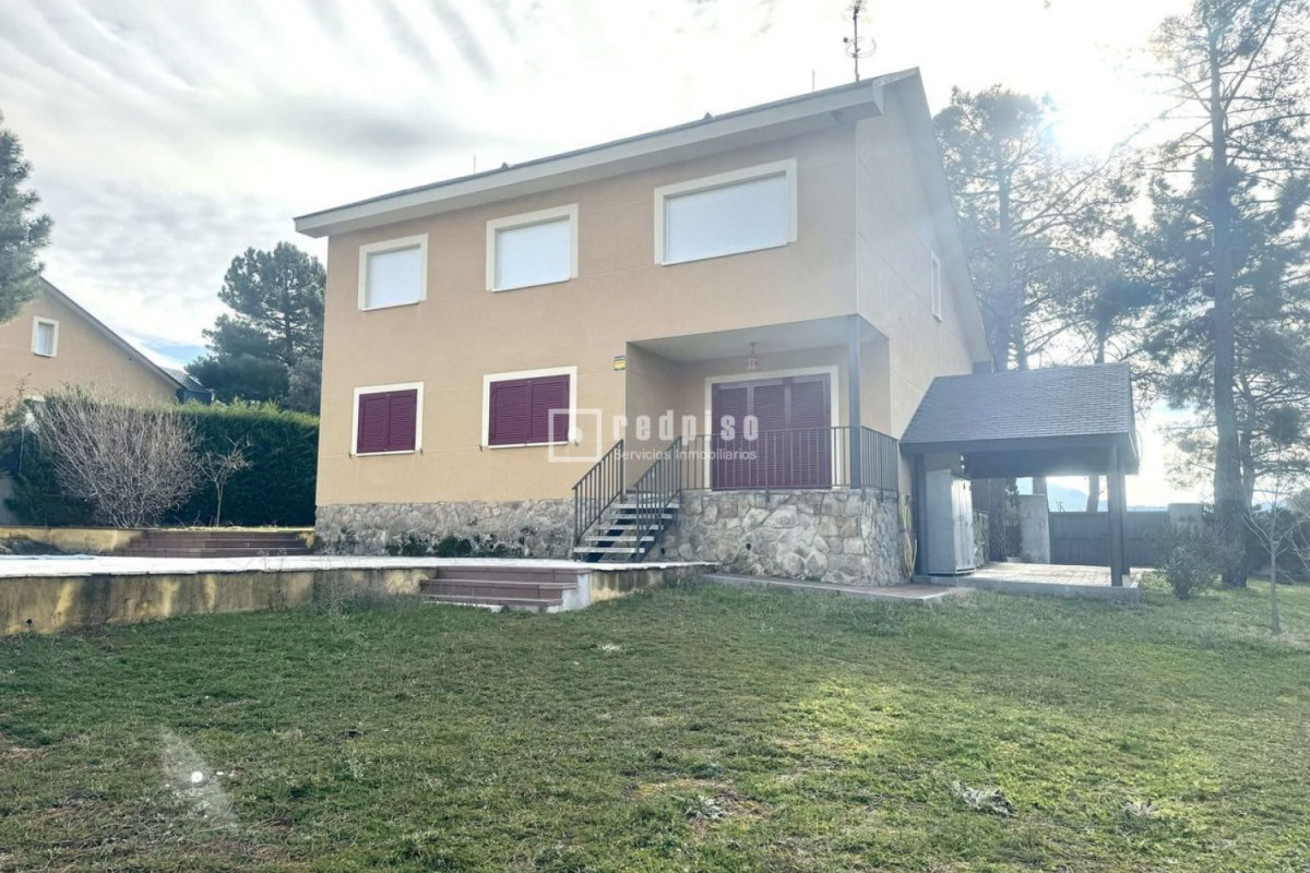 Casa o chalet independiente en venta en Robledo de Chavela, Robledo de Chavela
 photo 2