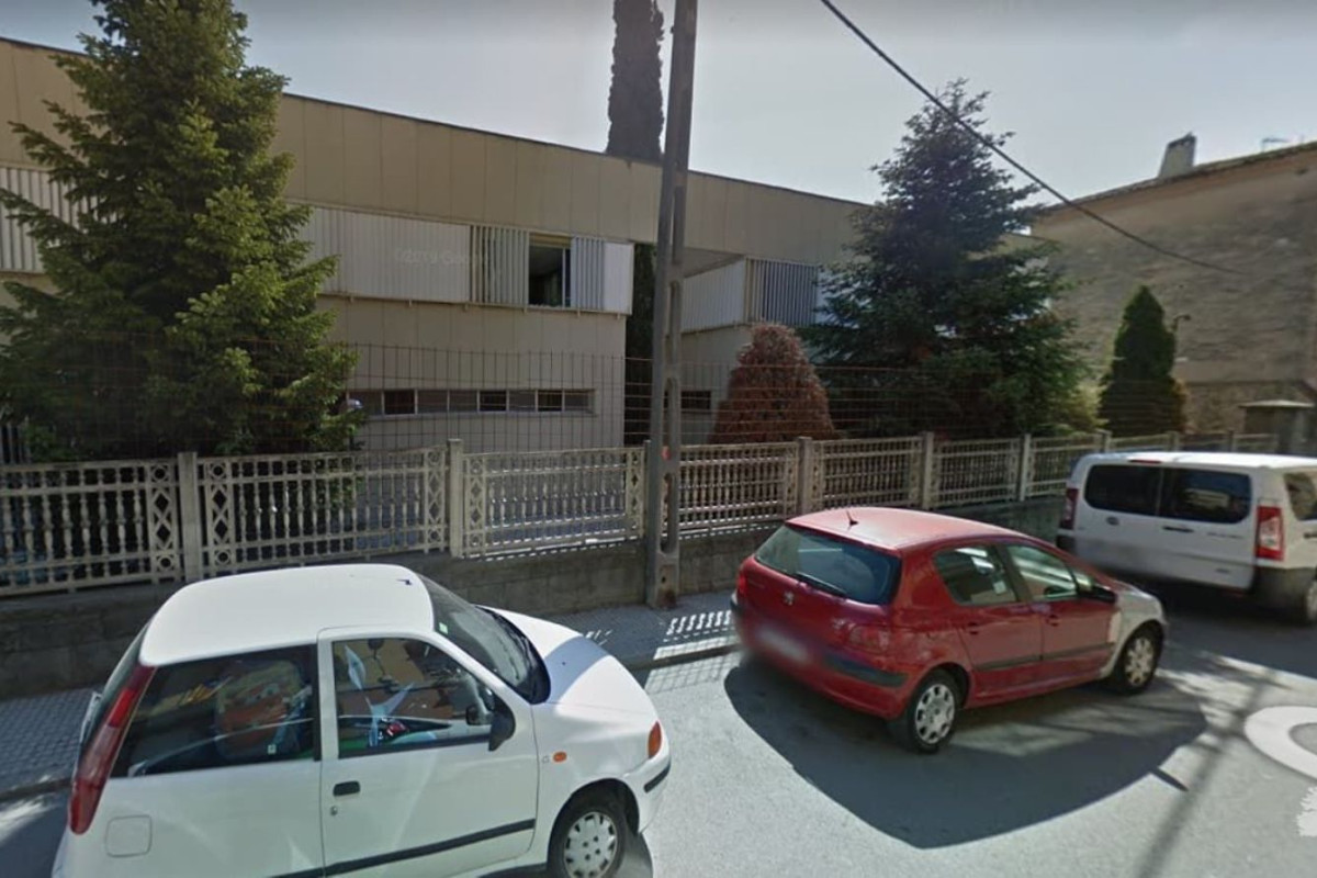 Properties for sale and rent in Spain photo 3