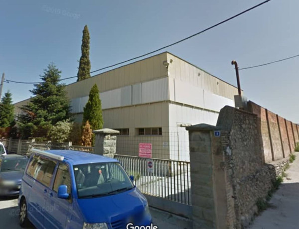 Local o nave en venta en calle de Mossèn Jacint Verdaguer photo 4