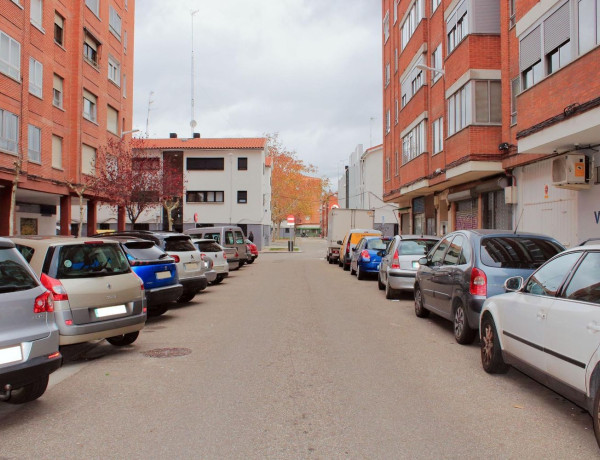 Piso en venta en Pajarillos , Valladolid thumbnail 1