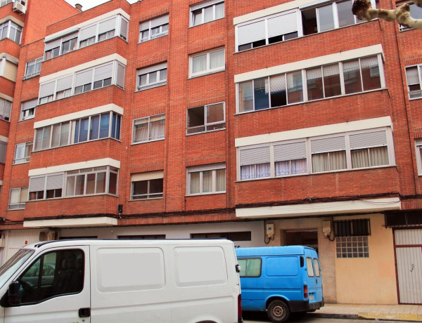 Piso en venta en  Pajarillos , Valladolid photo 4