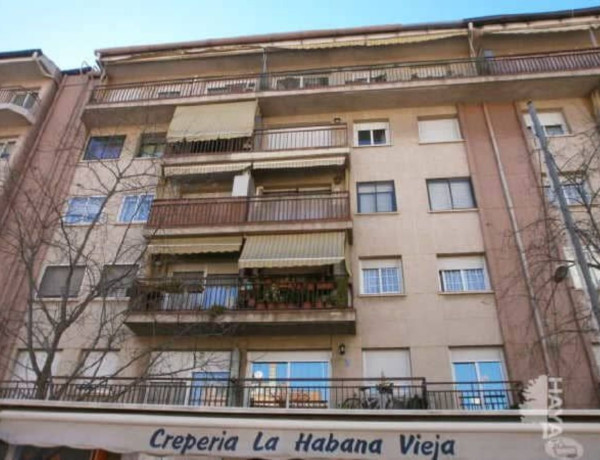 Bajo en venta en  Rambla de Francesc Macià, Terrassa photo