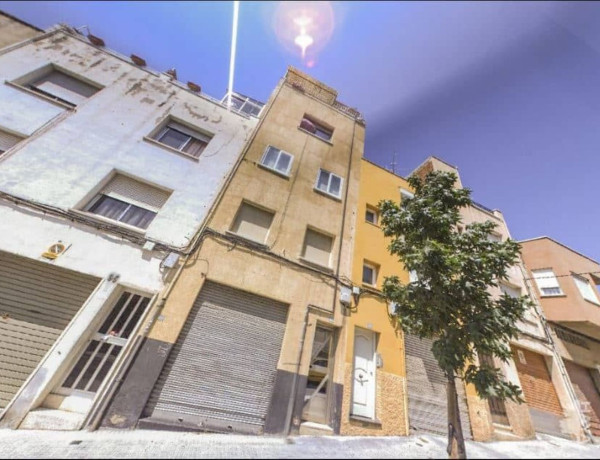 Piso en venta en  Calle de Dom Bosco, Terrassa photo