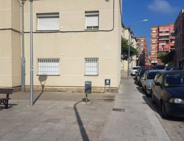 Piso en venta en  Calle de la Font de la Barona, Esparreguera photo 2