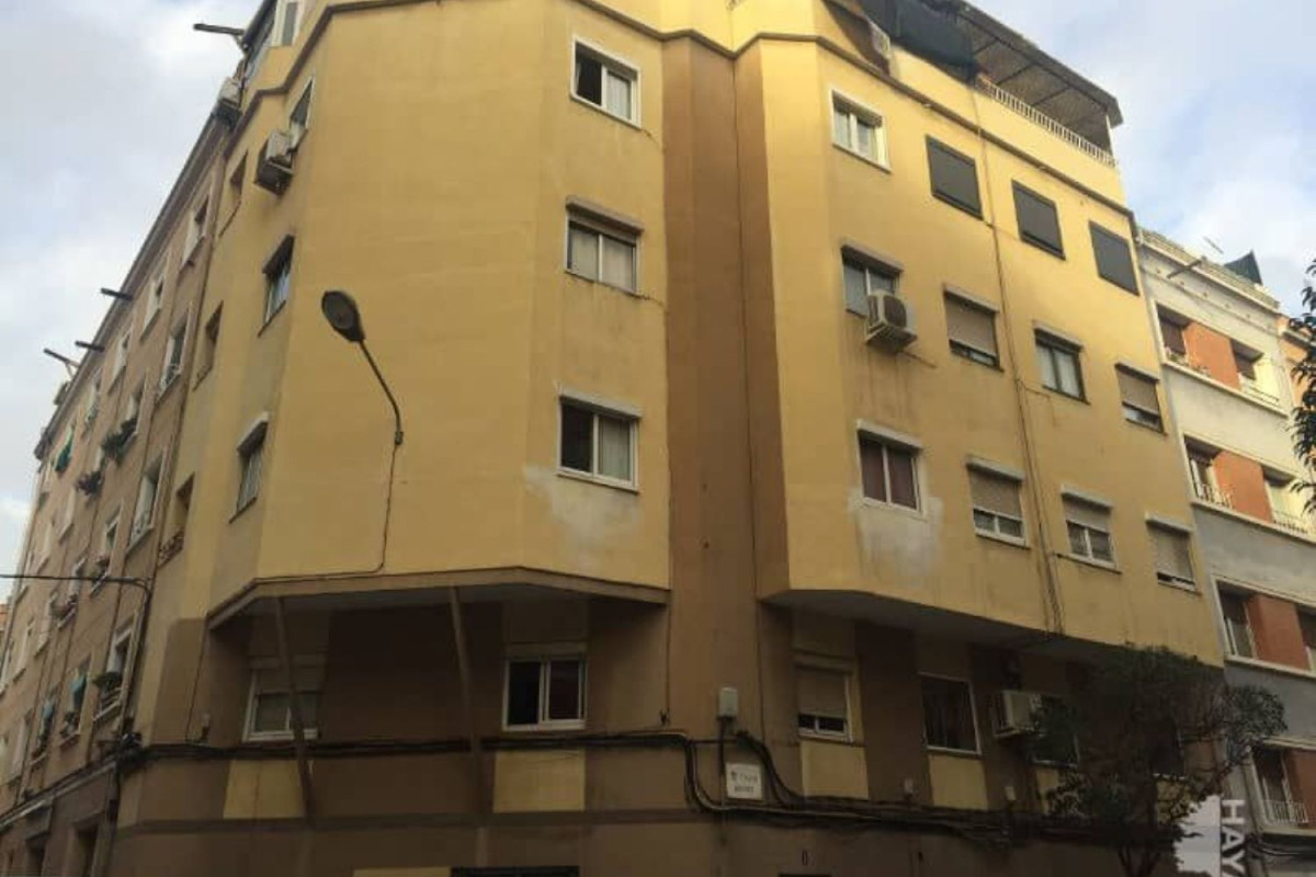 Venta de piso en Calle Mont-Ras, Hospitalet de Llobregat
photo 1