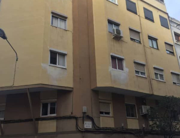 Piso en venta en  Calle Mont-Ras, Hospitalet de Llobregat photo 2