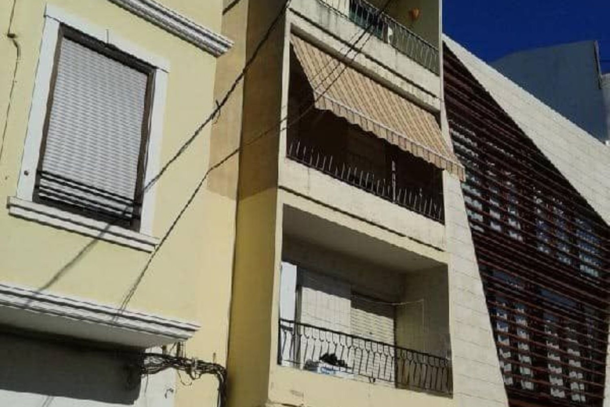 Piso en venta en calle Francisco Almarche, Бенетуссер
photo 1