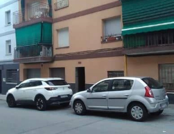 Bajo en venta en  Calle de Maria Auxiliadora, Terrassa photo 1