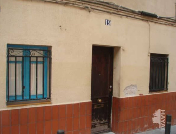 Bajo en venta en  Calle de Rius i Carrió, Hospitalet de Llobregat photo