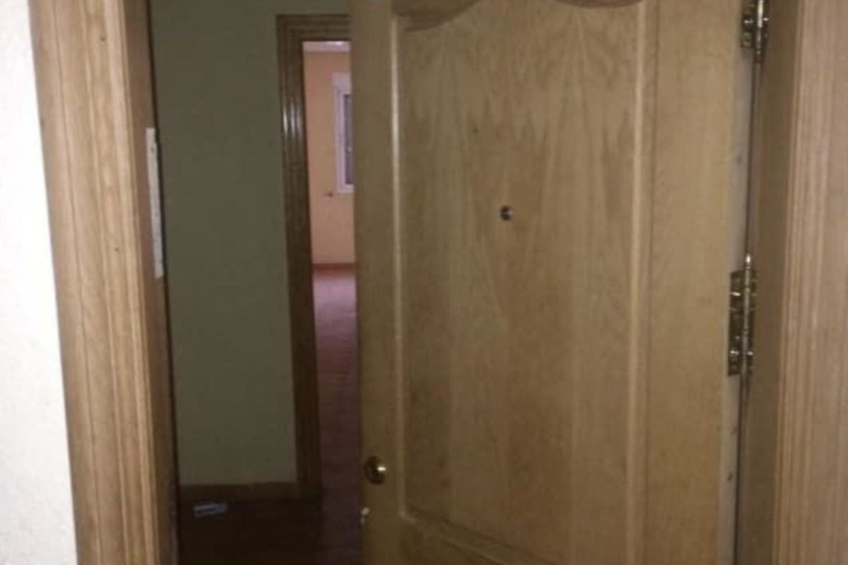 Piso en venta en calle Benito Pérez Galdós, Алгуасас
photo 3