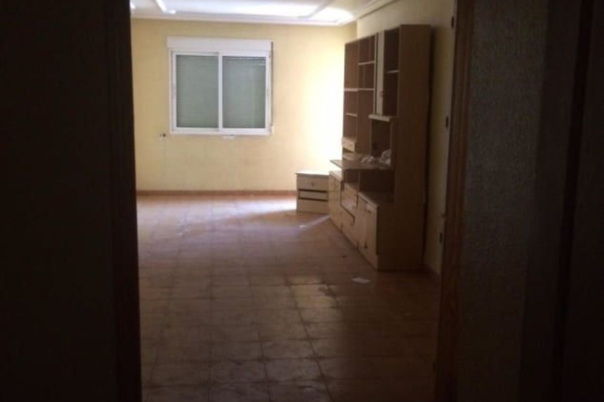 Piso en venta en calle Benito Pérez Galdós, Алгуасас
photo 4