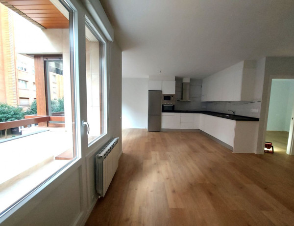 Piso en venta en  Calle Duquesa de la Victoria, Logroño photo 3