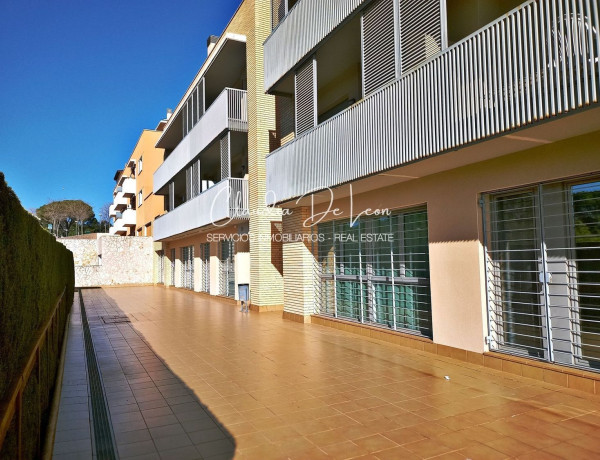 Apartment for sale in  Calle de Vicenç Martorell, Sant Feliu de Guíxols photo 4